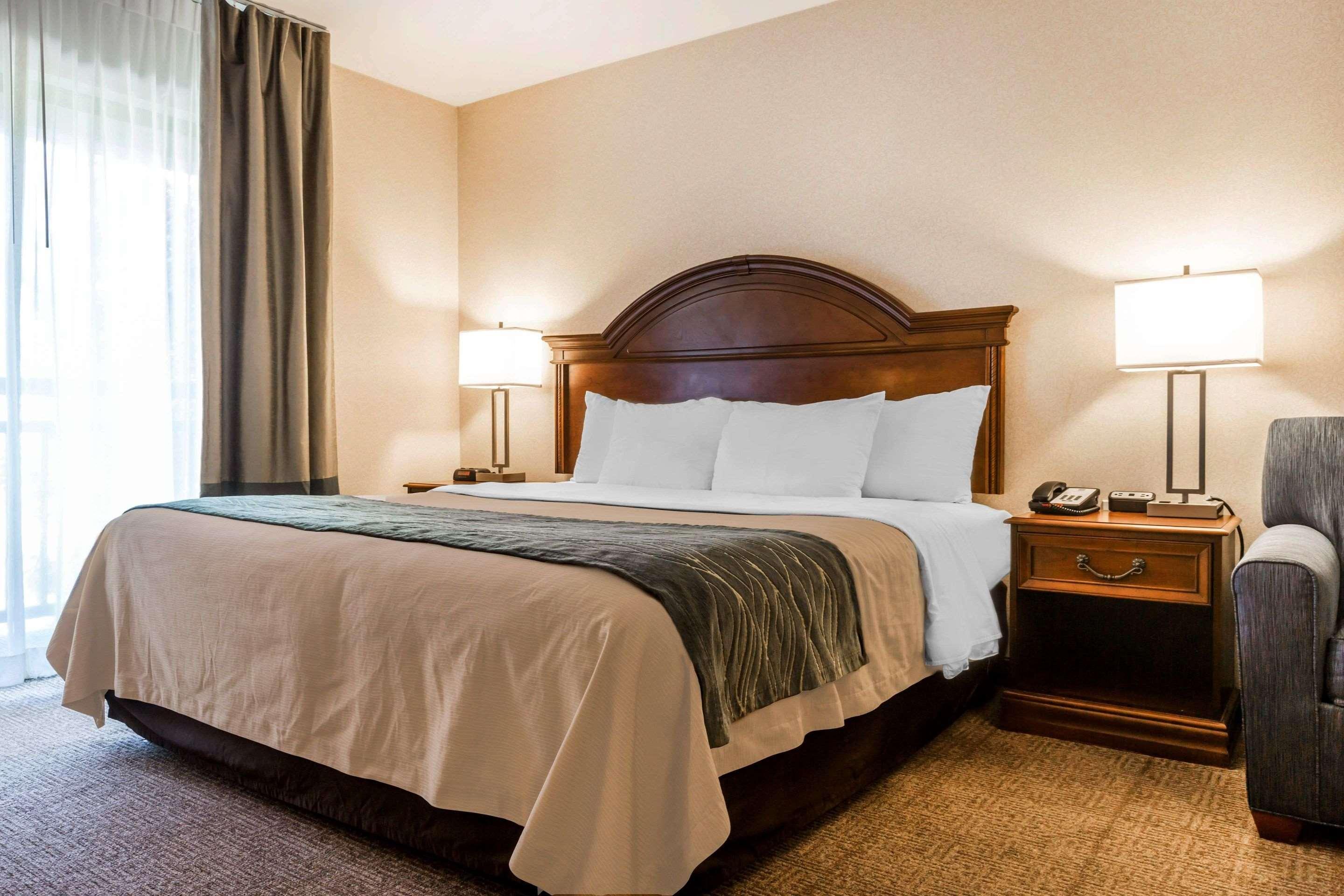 Comfort Inn & Suites Бърлингтън Екстериор снимка