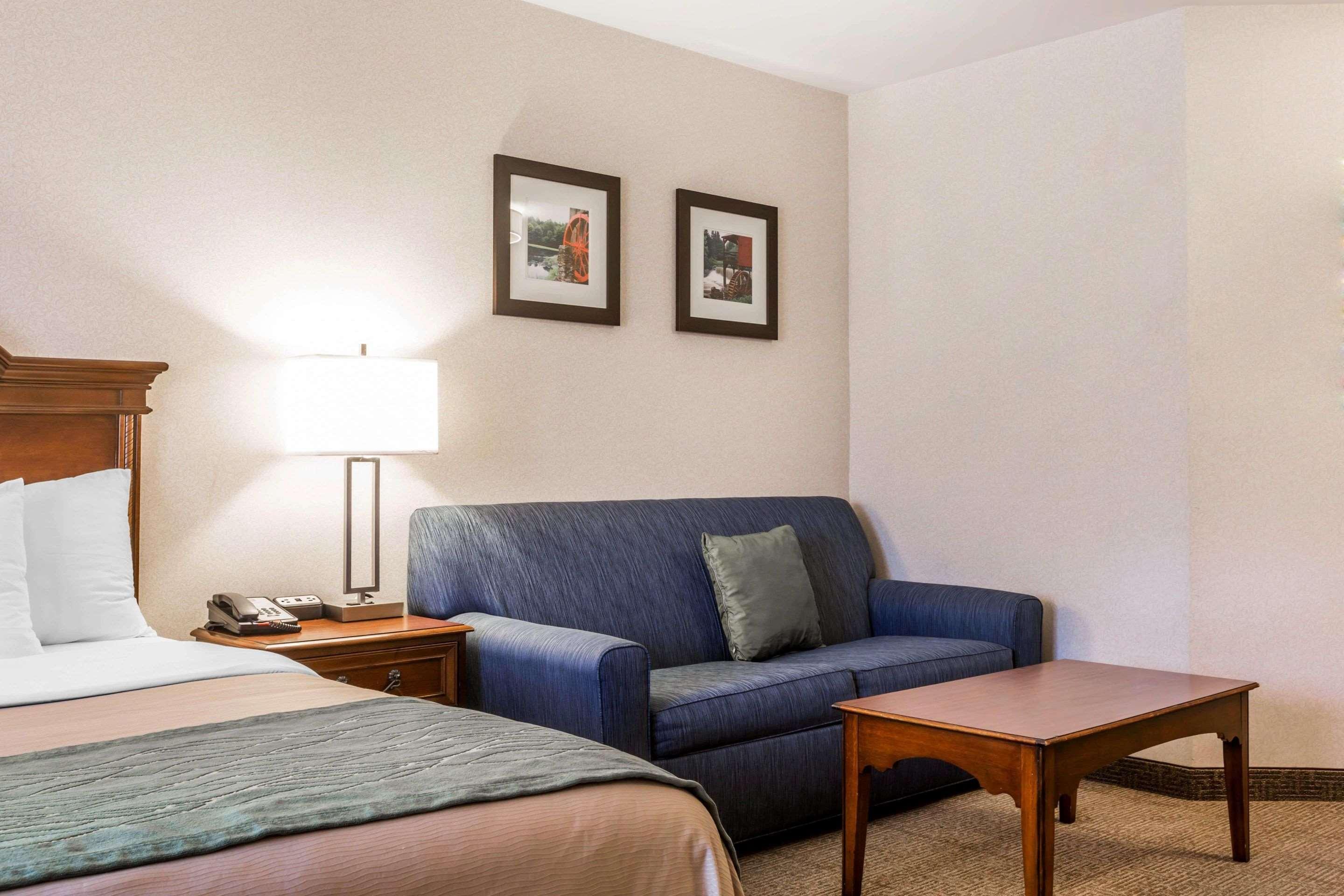 Comfort Inn & Suites Бърлингтън Екстериор снимка
