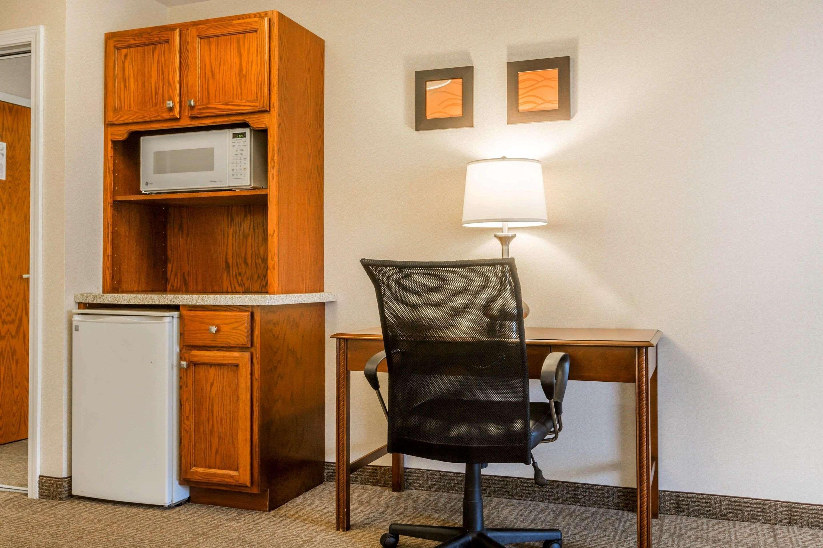 Comfort Inn & Suites Бърлингтън Екстериор снимка