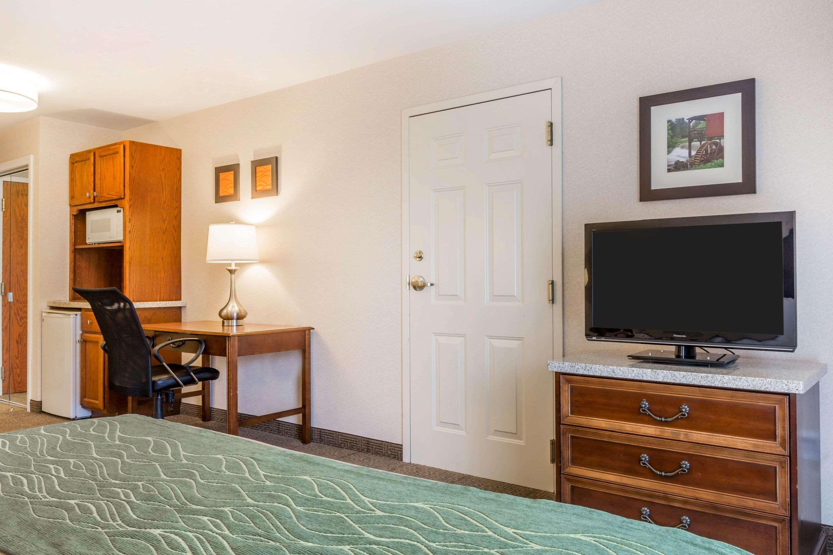 Comfort Inn & Suites Бърлингтън Екстериор снимка
