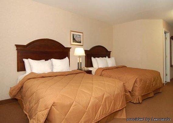 Comfort Inn & Suites Бърлингтън Стая снимка