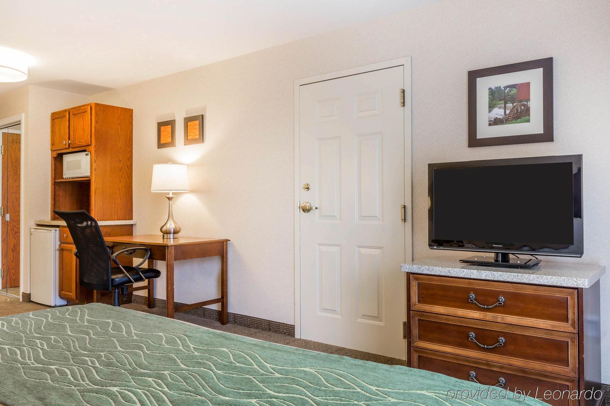 Comfort Inn & Suites Бърлингтън Екстериор снимка