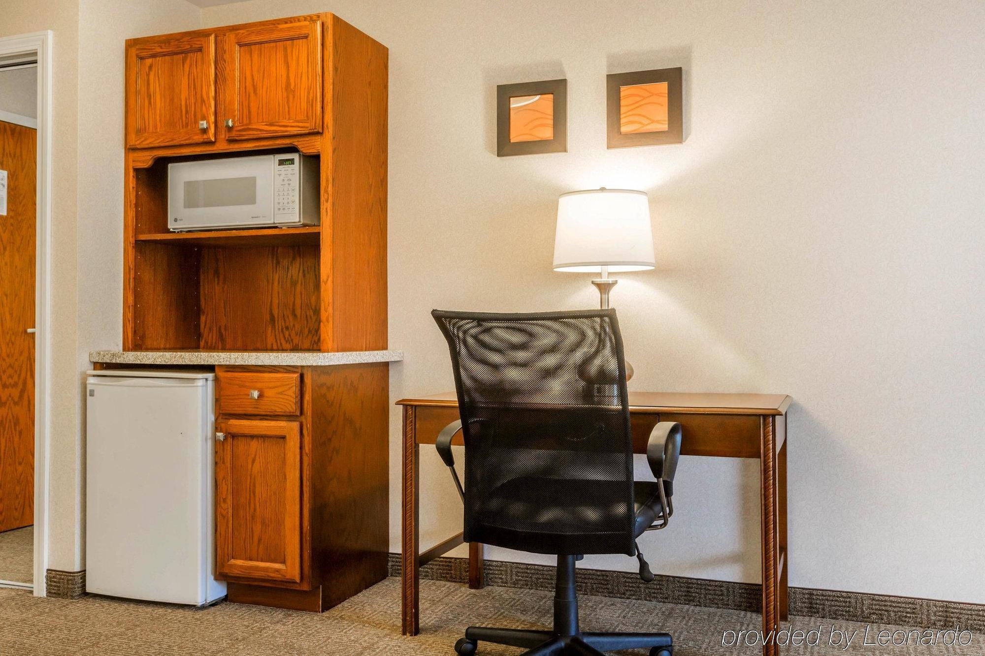 Comfort Inn & Suites Бърлингтън Екстериор снимка