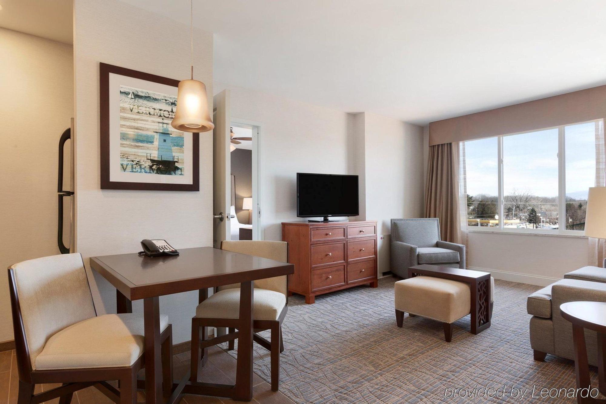 Comfort Inn & Suites Бърлингтън Екстериор снимка